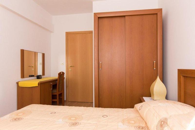 Marija F4 Apartment Krk Town Exteriör bild