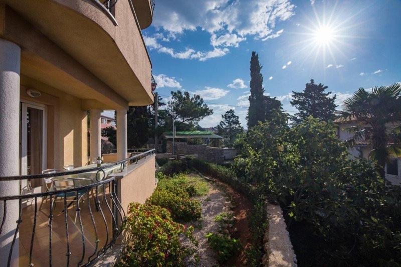 Marija F4 Apartment Krk Town Exteriör bild